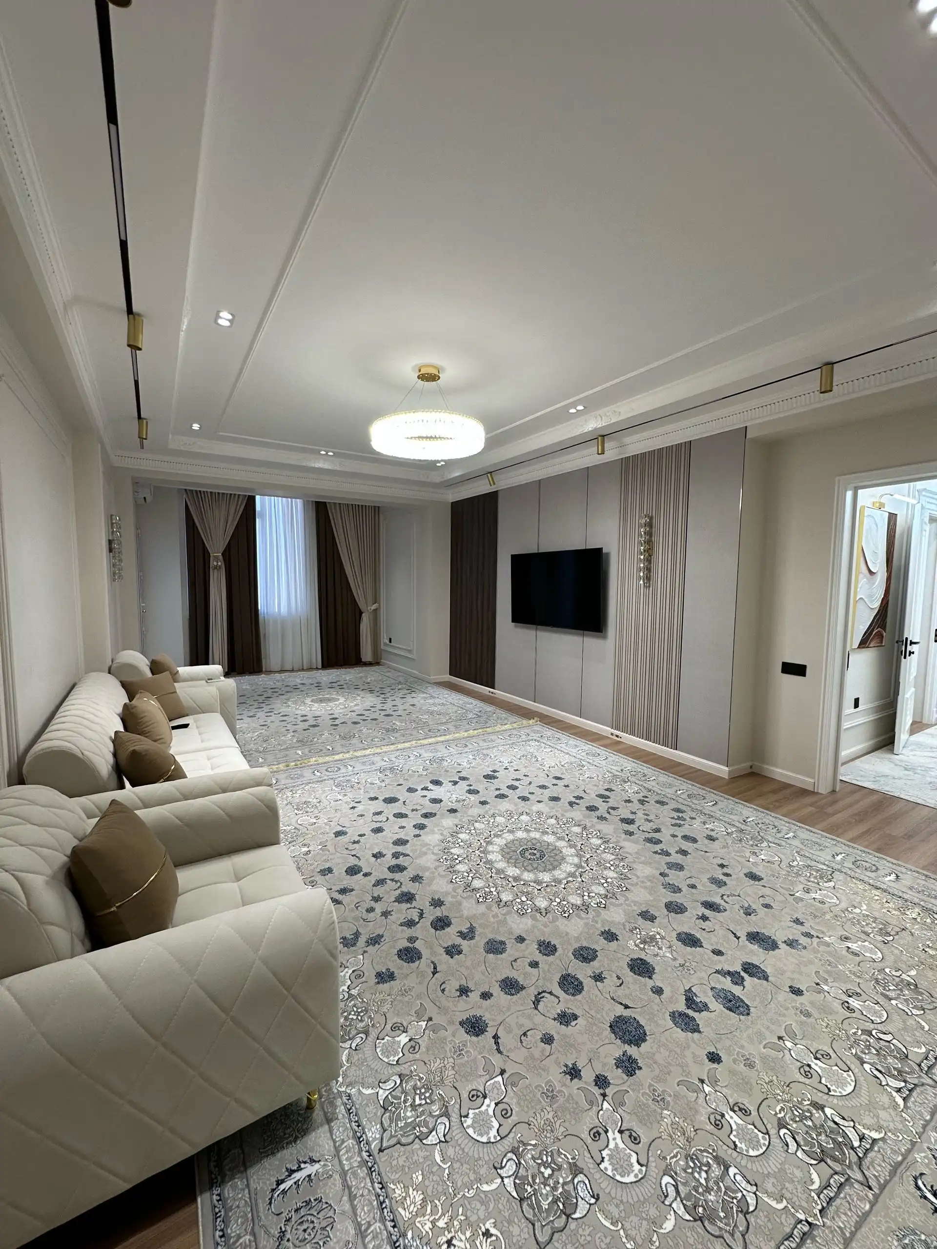 2-к квартира, 16 этаж, 93 м², скори