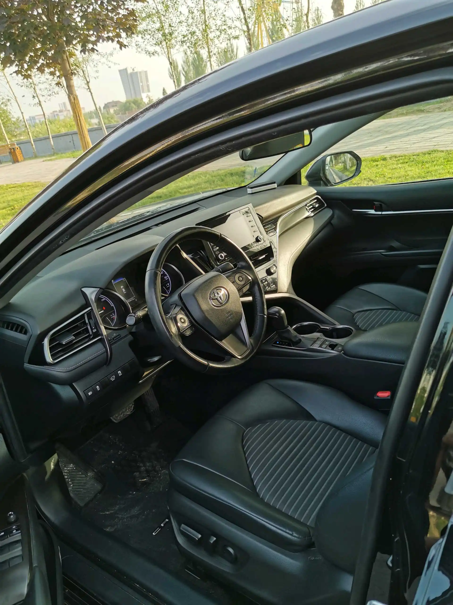 Toyota Camry 2021