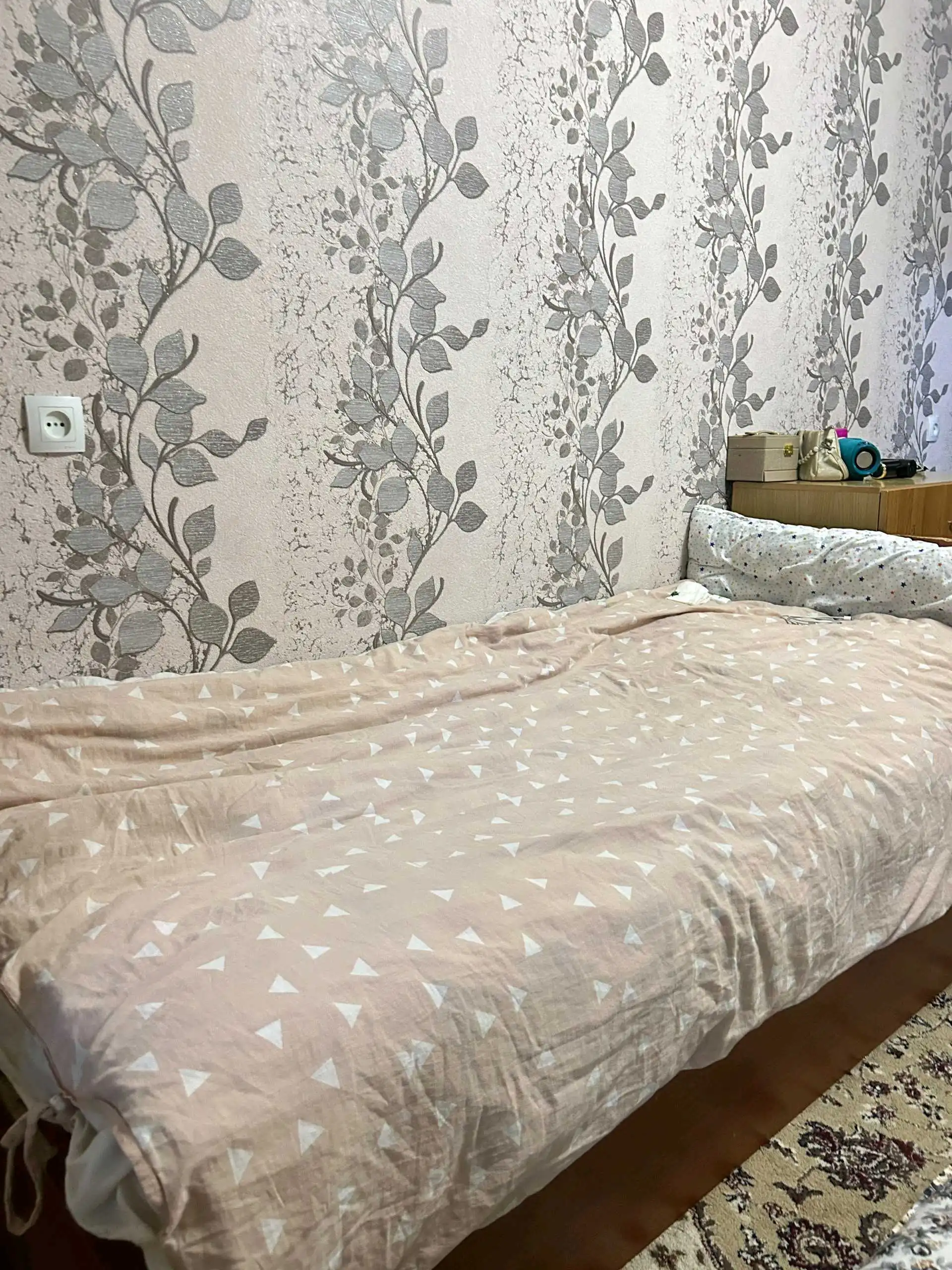 Кровать