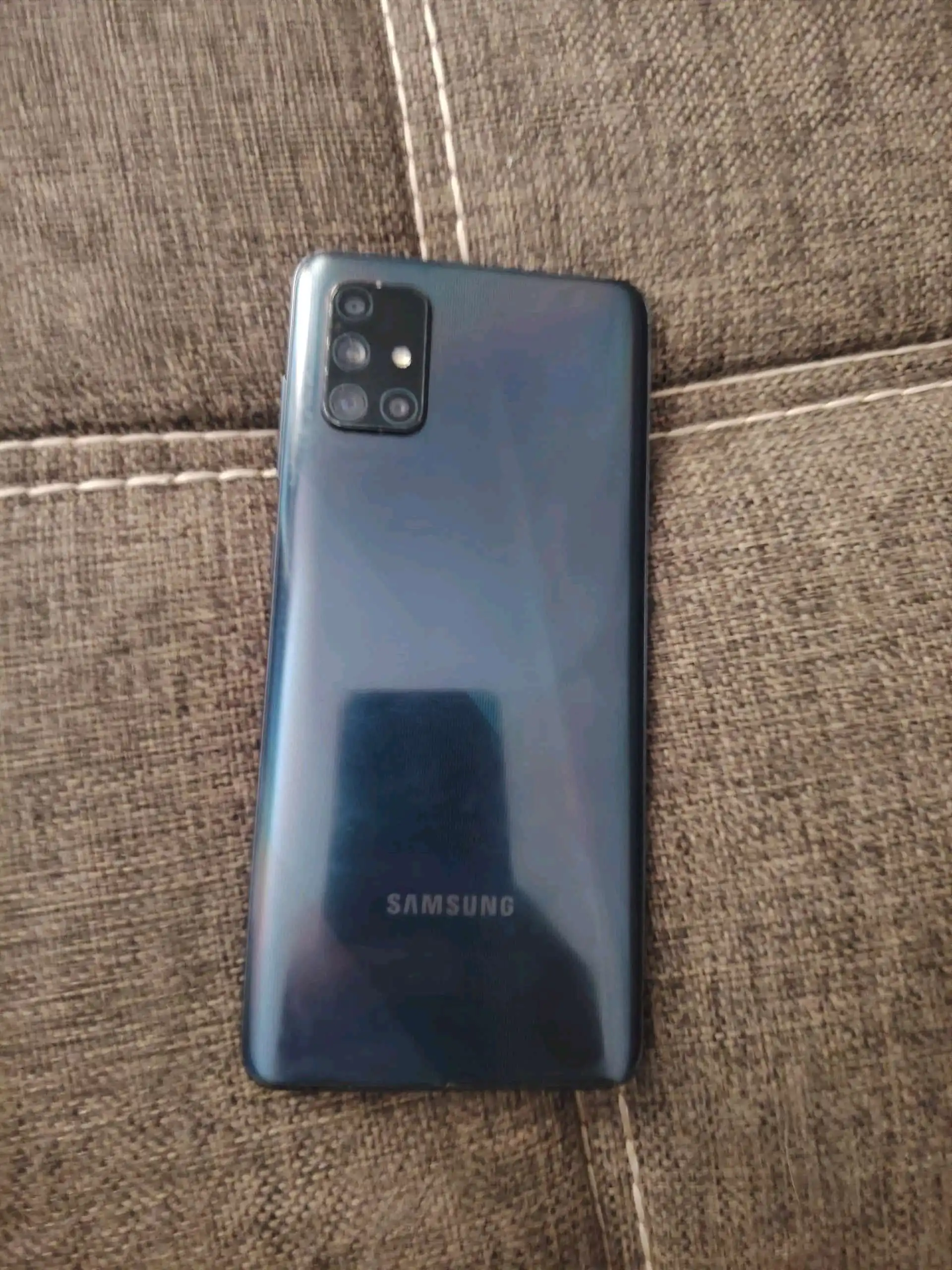 Samsung Galaxy a71 128 gb