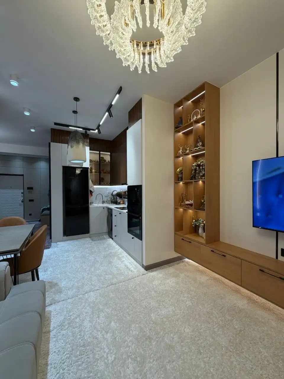 2-к квартира, 9 этаж, 62 м², спартак
