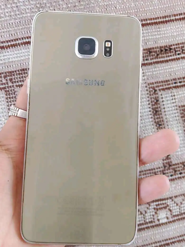 Samsung galaxy S6 edge+