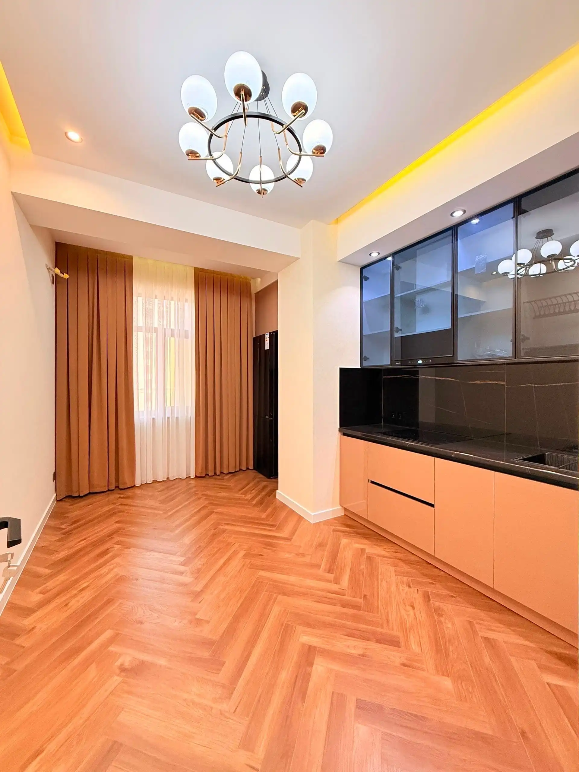 3-к квартира, 10 этаж, 78 м², садбарг