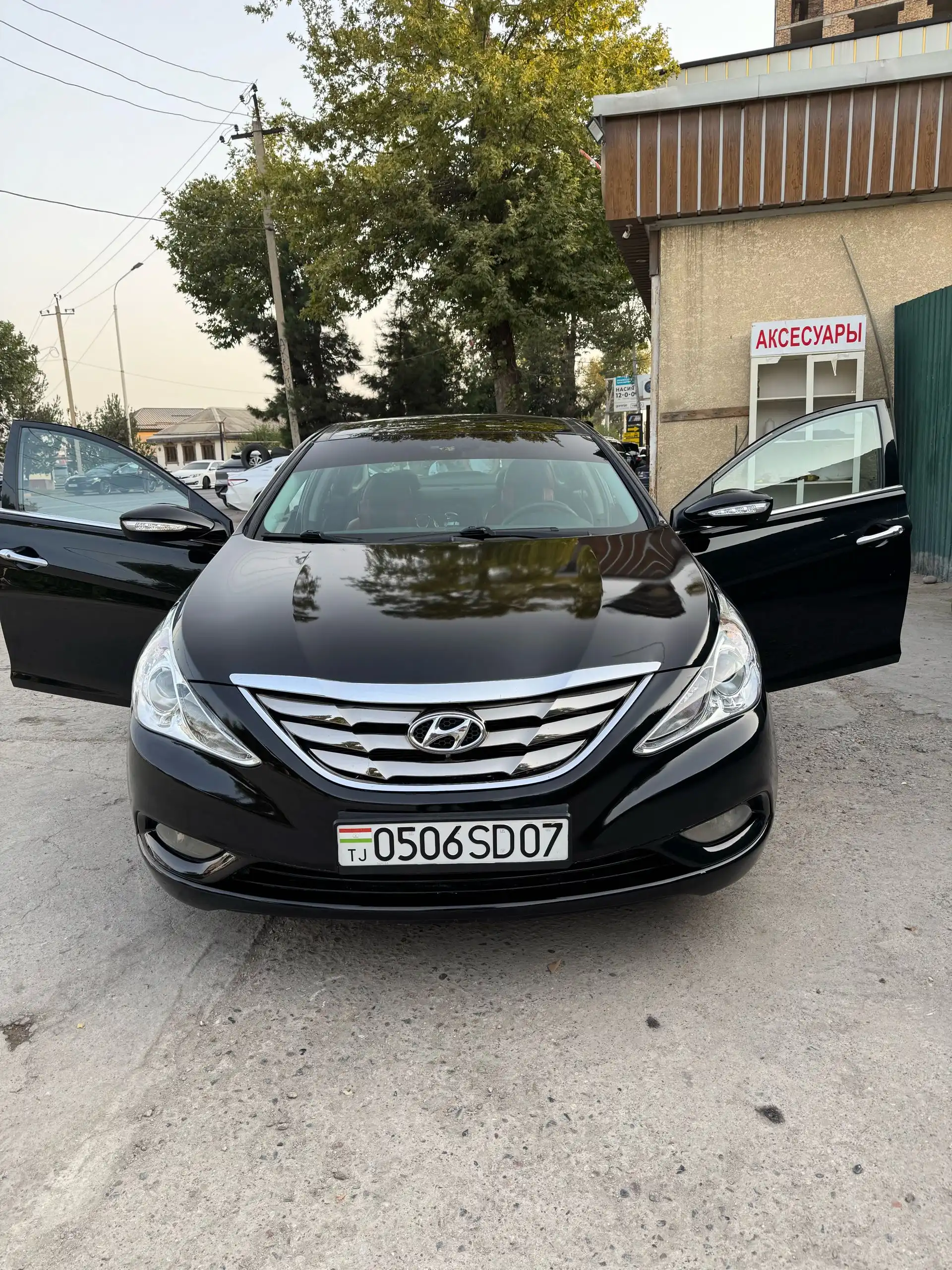 Hyundai Sonata 2011