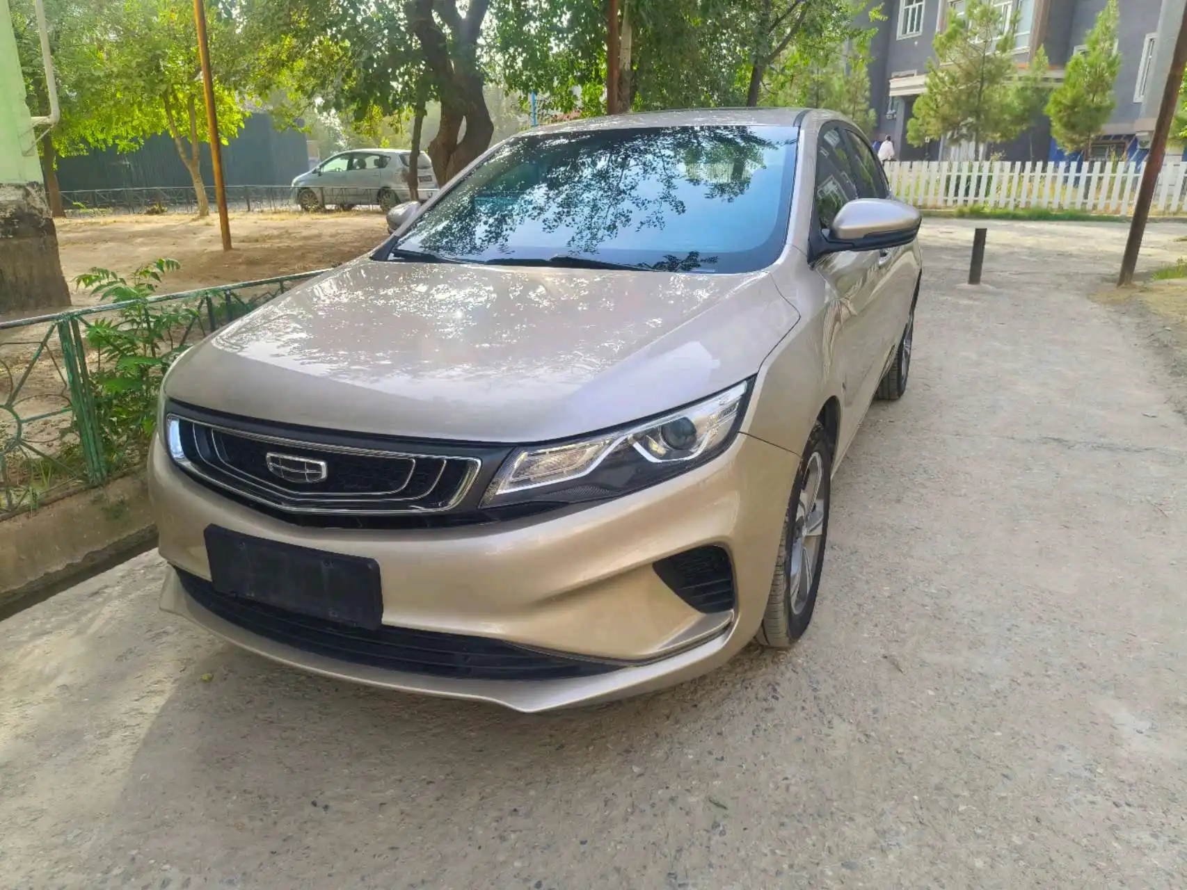 Geely Emgrand 2019
