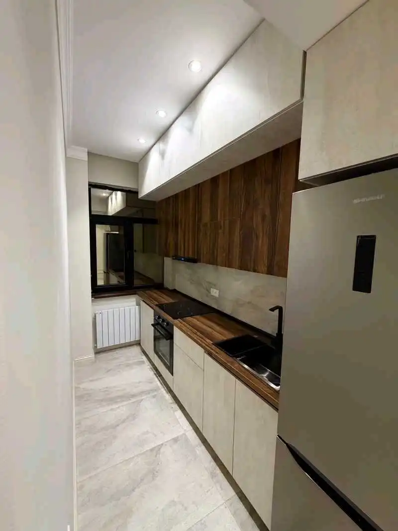 3-к квартира, 12 этаж, 88 м², Дом печат, Шох палас