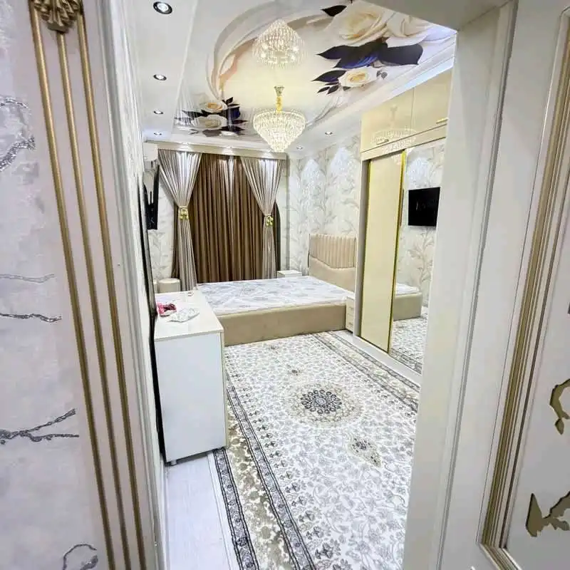 3-к квартира, 14 этаж, 100 м², И Сомони, Грандотел