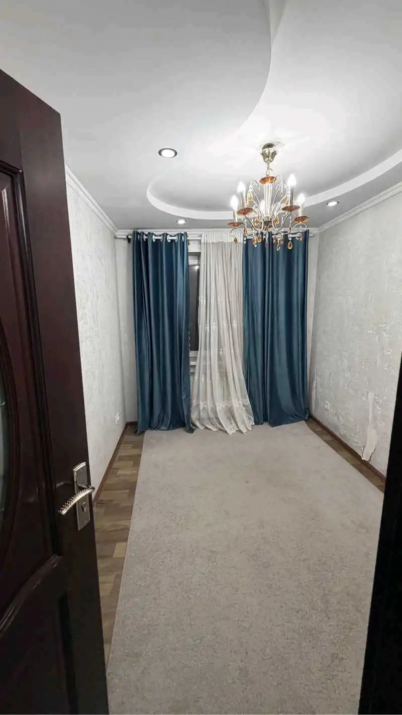 3-к квартира, 2 этаж, 63 м², 33 мкр
