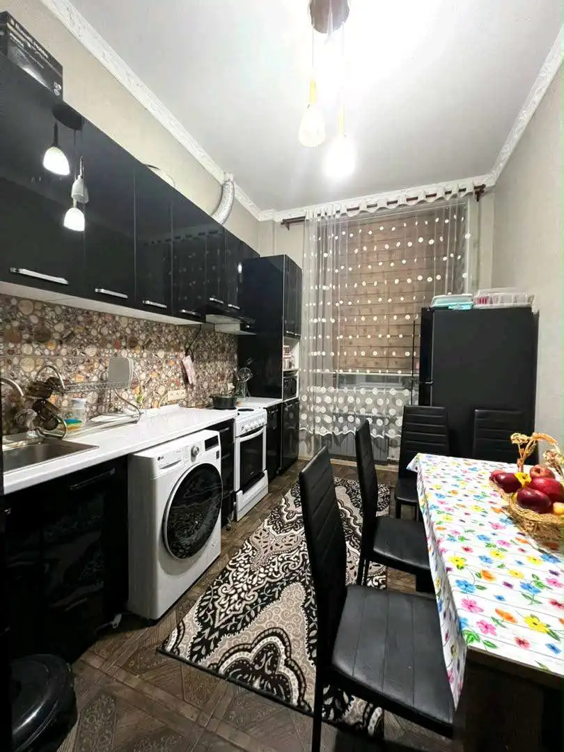 2-к квартира, 1 этаж, 60 м², Фирдавси
