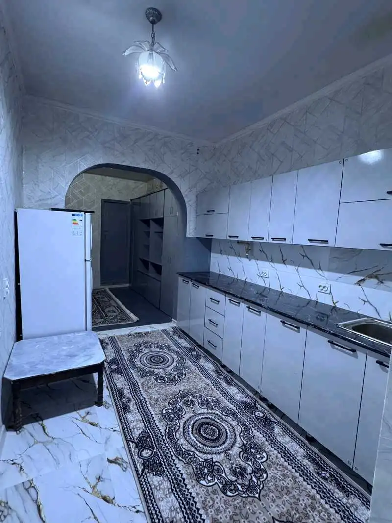4-к квартира, 9 этаж, 100 м², Зарафшон, Полклиникаи 14