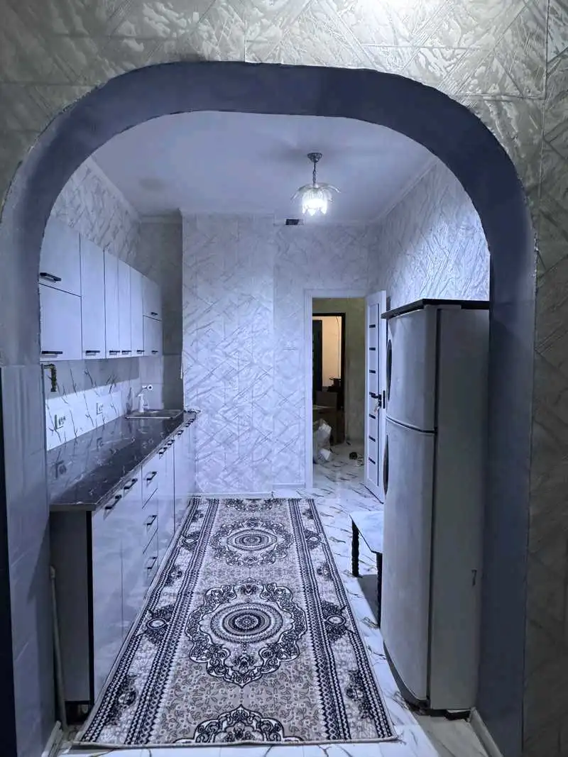 4-к квартира, 9 этаж, 100 м², Зарафшон, Полклиникаи 14