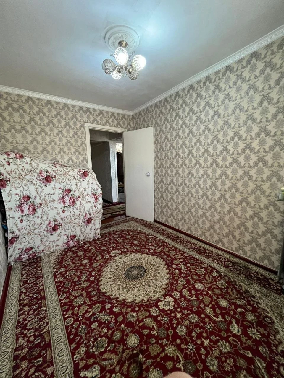 3-к квартира, 5 этаж, 53 м², Фирдавси