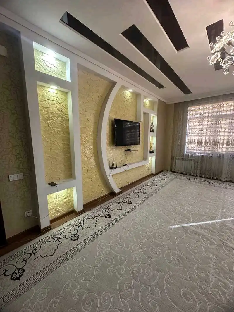 3-к квартира, 5 этаж, 130 м², И Сомони