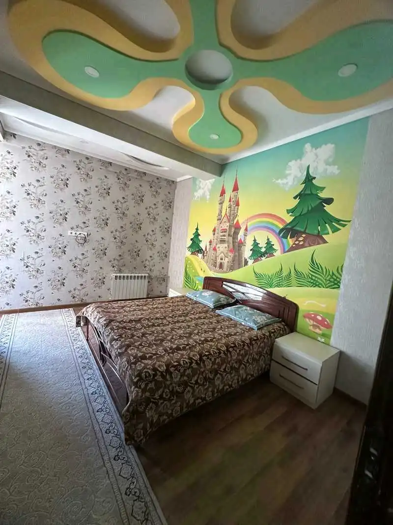 3-к квартира, 5 этаж, 130 м², И Сомони