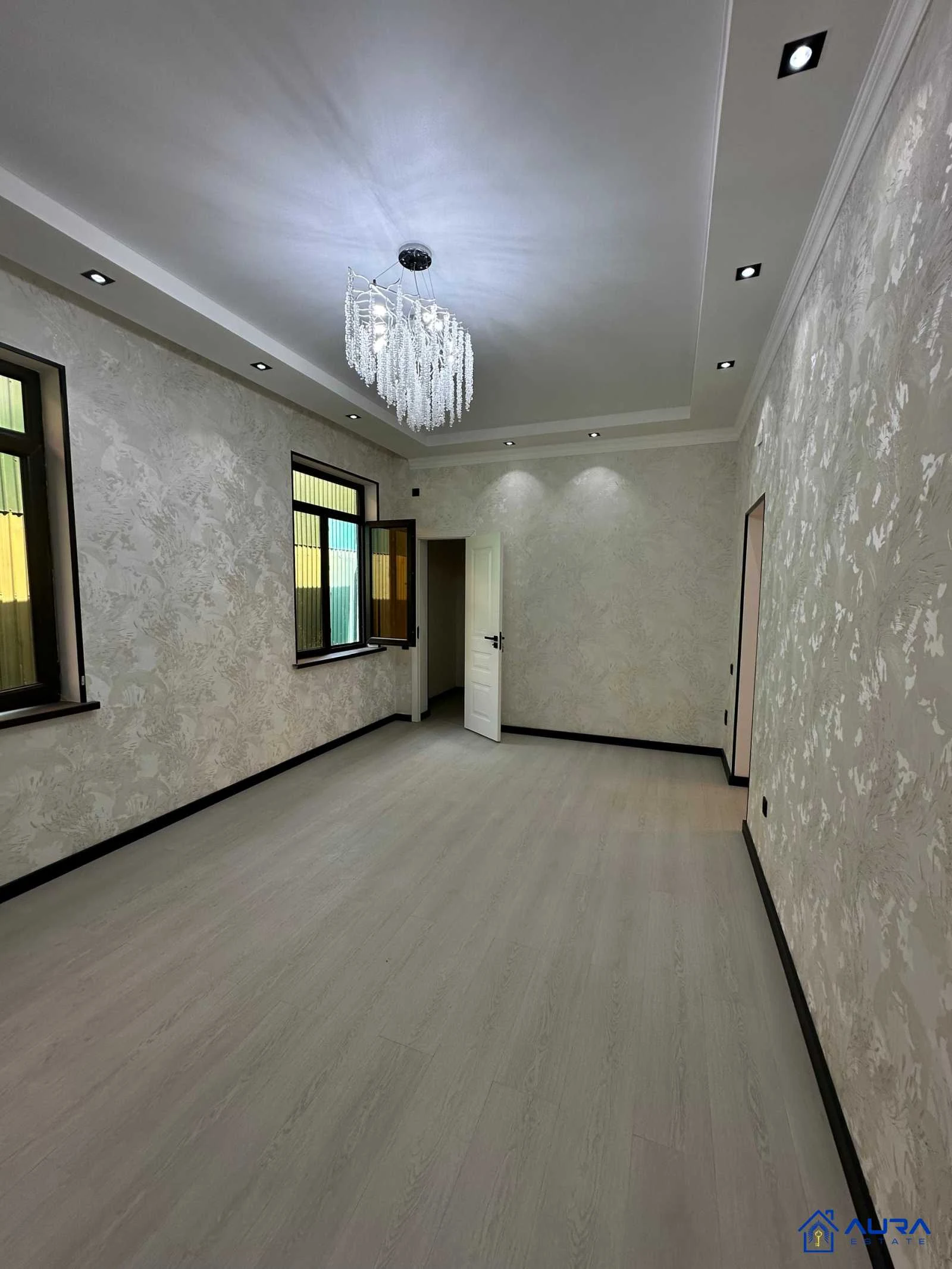2 этажный, 5-комн. дом, 176 м², 25 соток, Сино