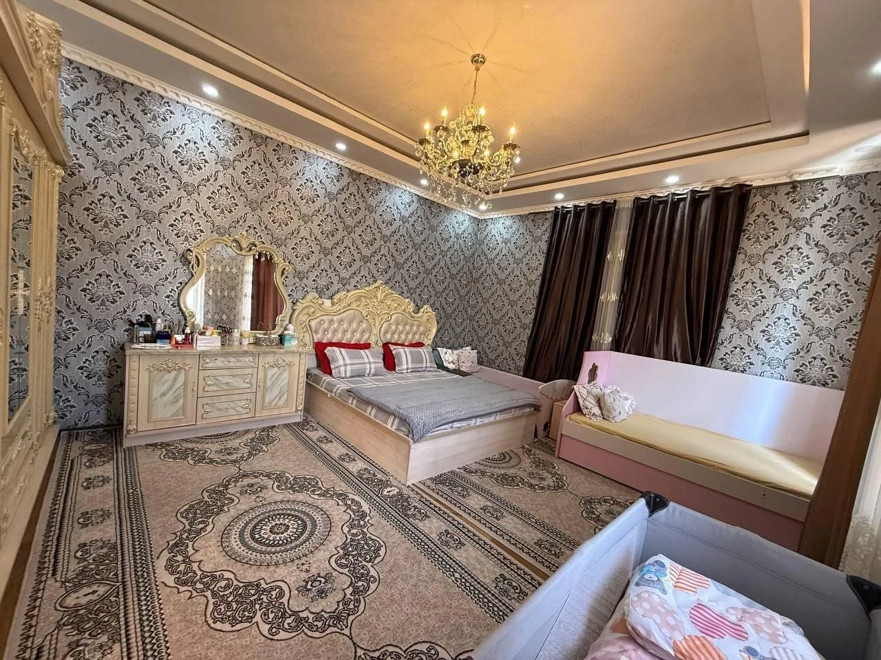 2 этажный, 6-комн. дом, 500 м², 4 соток, Шохмансур