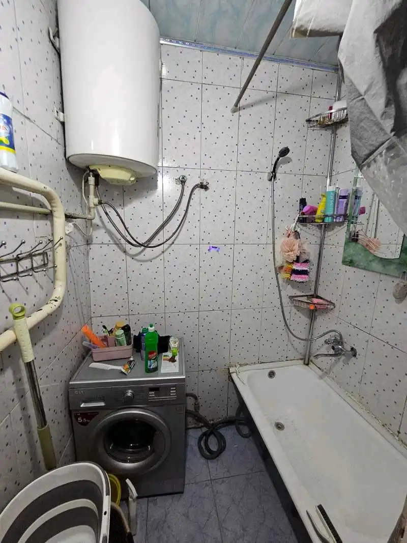 3-к квартира, 4 этаж, 57 м², Шохмансур Аэропорт