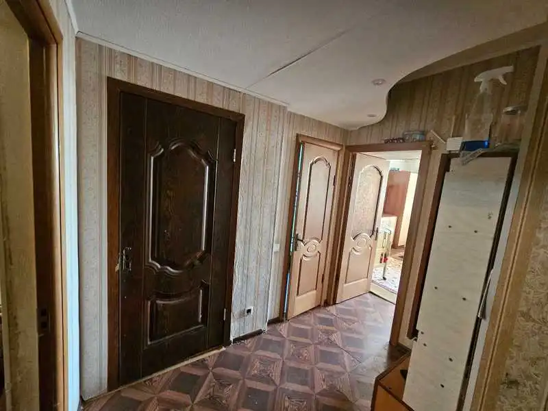 3-к квартира, 4 этаж, 57 м², Шохмансур Аэропорт