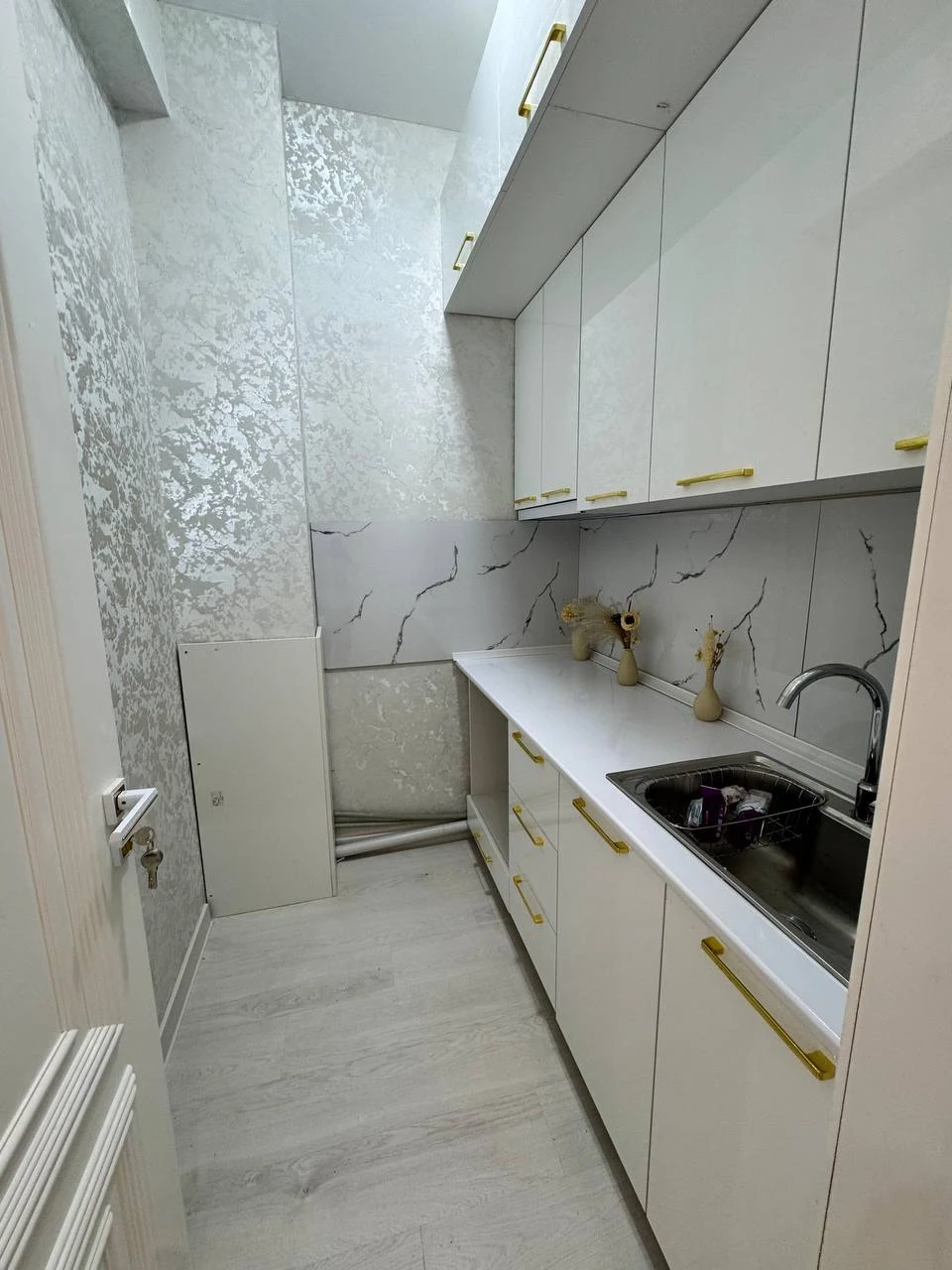 4-к квартира, 17 этаж, 74 м², Сино