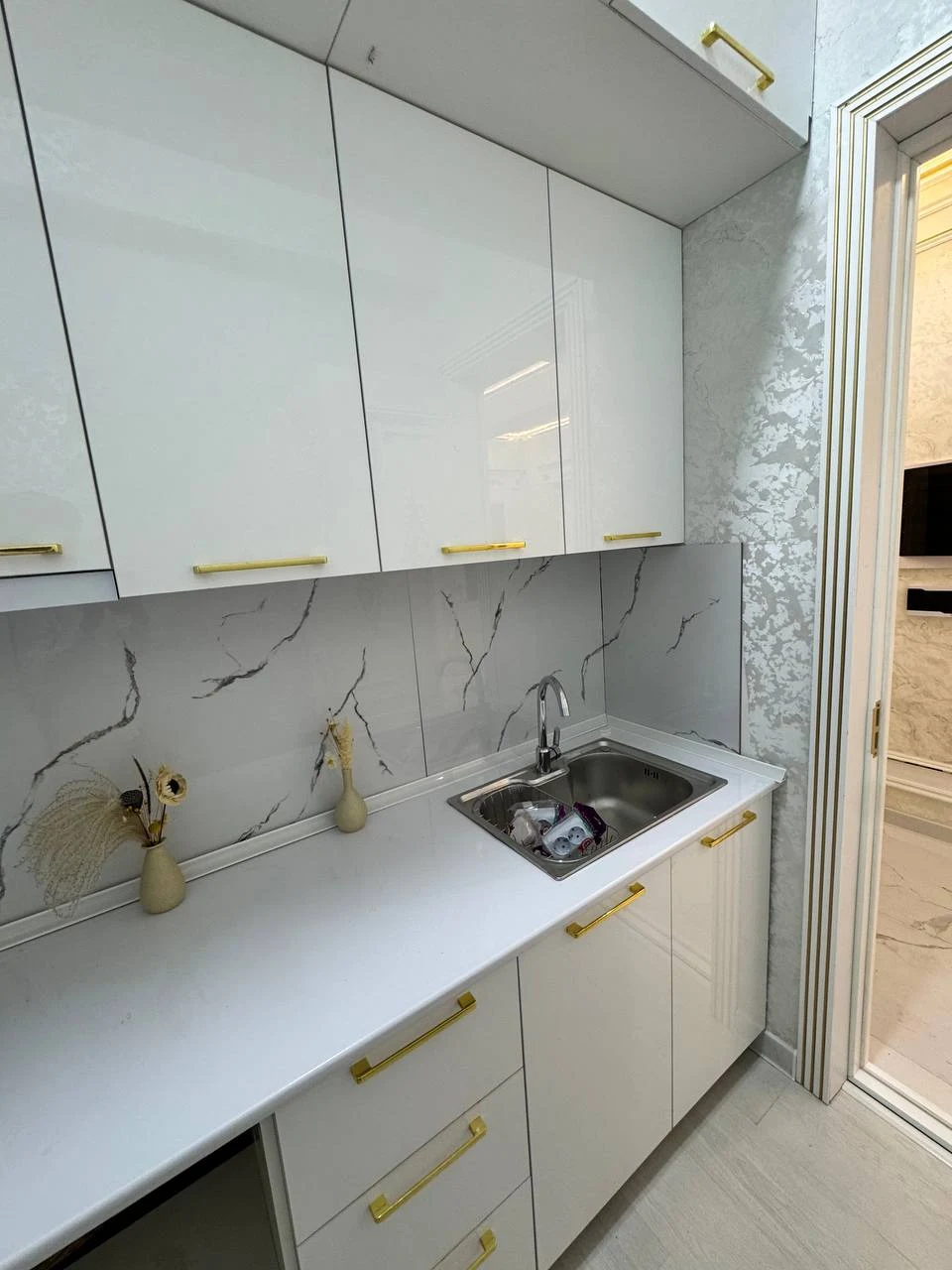 4-к квартира, 17 этаж, 74 м², Сино