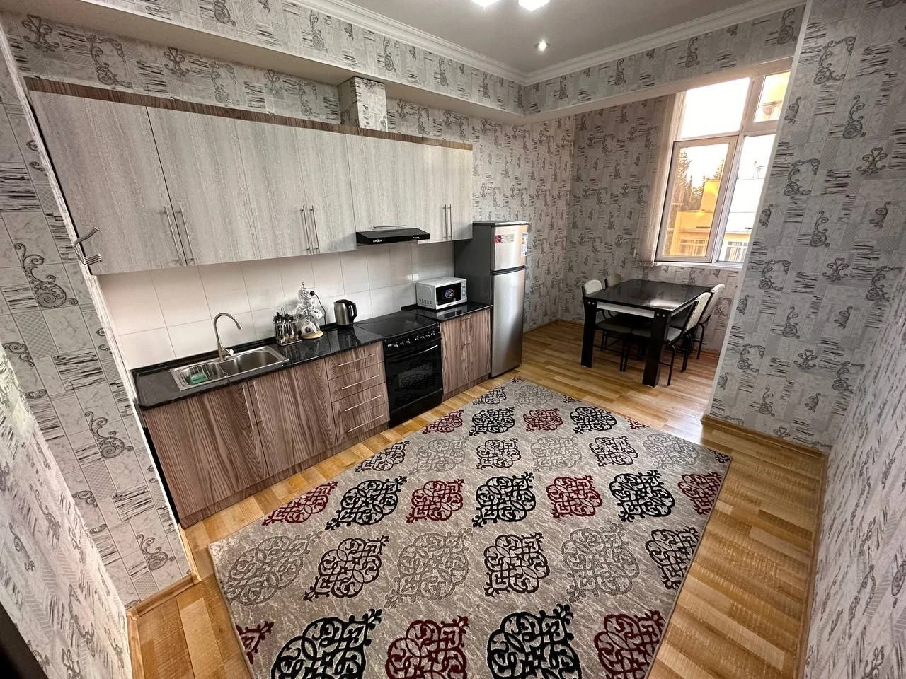 2-к квартира, 3 этаж, 90 м², И. Сомонӣ