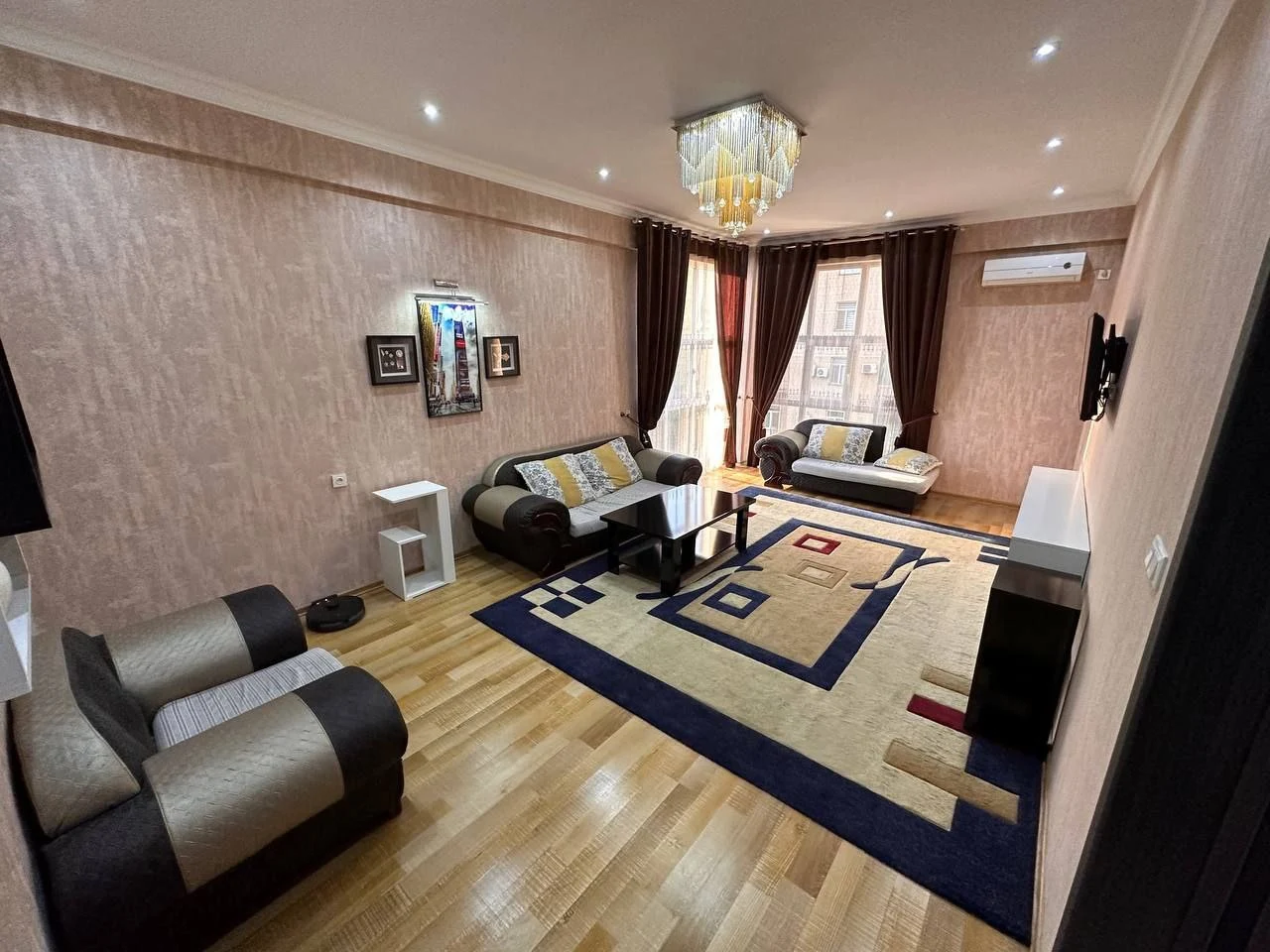 2-к квартира, 3 этаж, 90 м², И. Сомонӣ