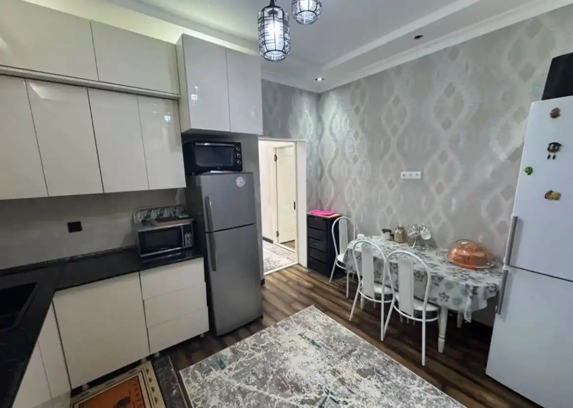 2 этажный, 5-комн. дом, 168 м², 2 соток, Сино