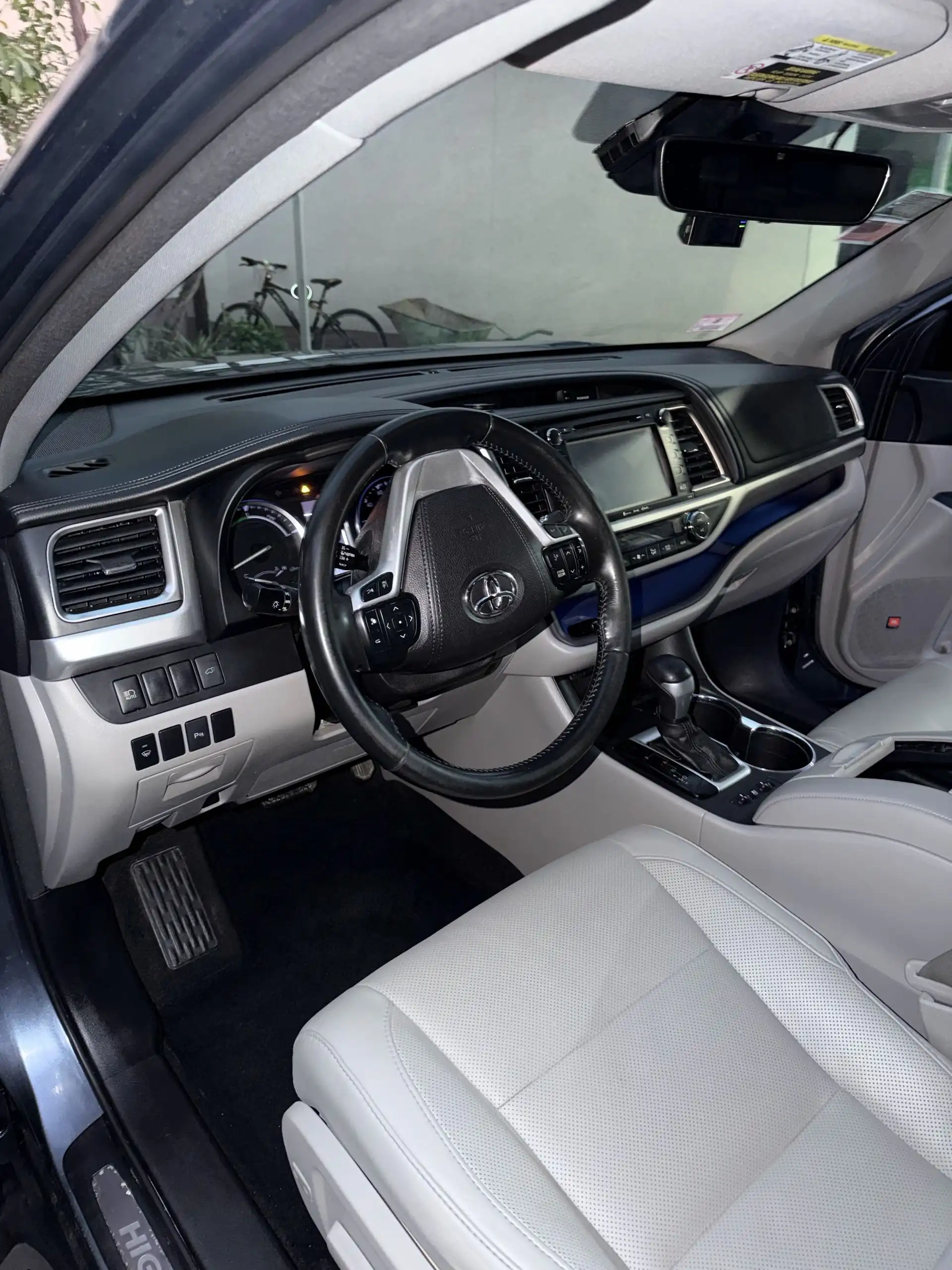 Toyota Highlander 2017 — фото 2