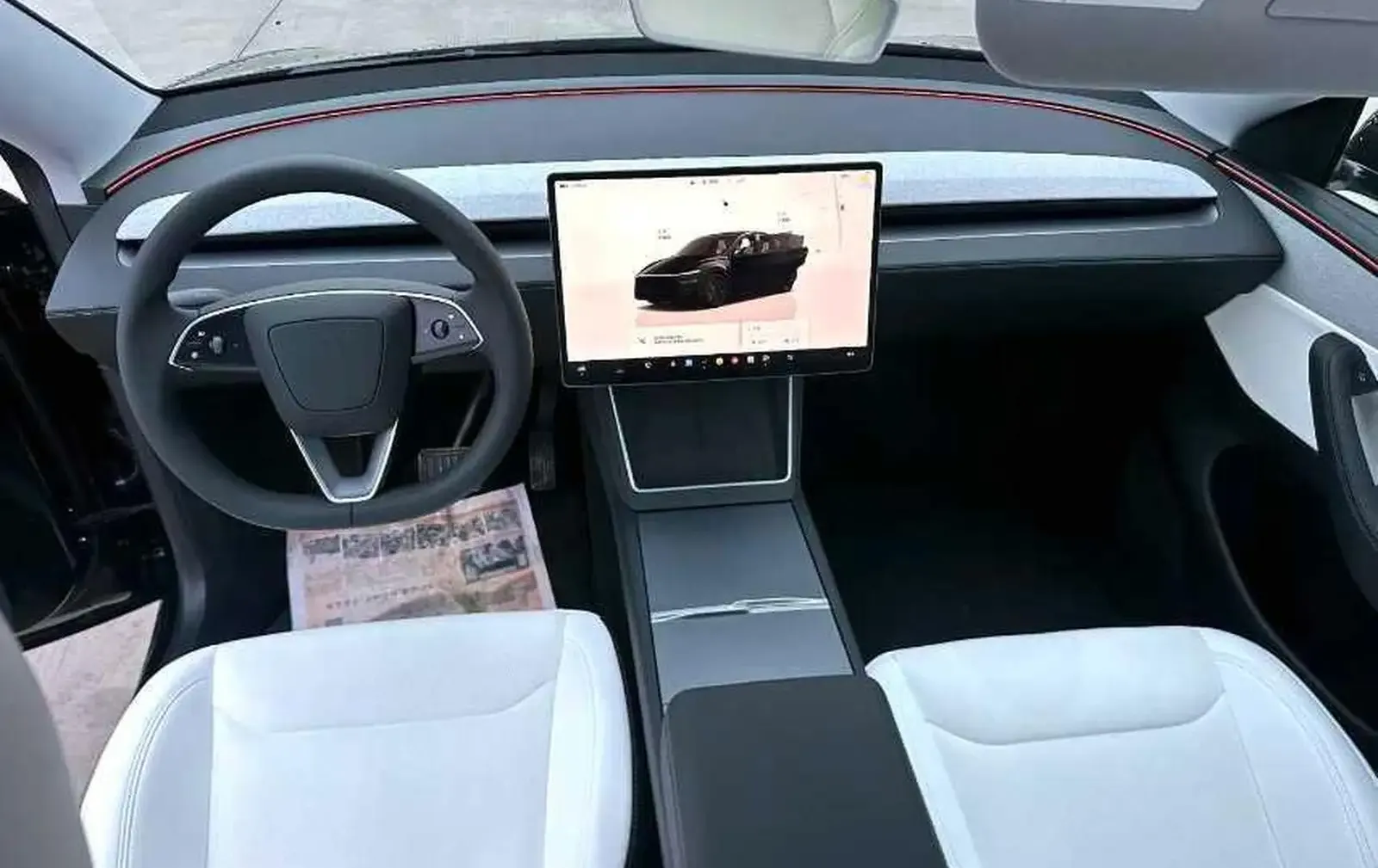 Tesla Model Y, 2025
