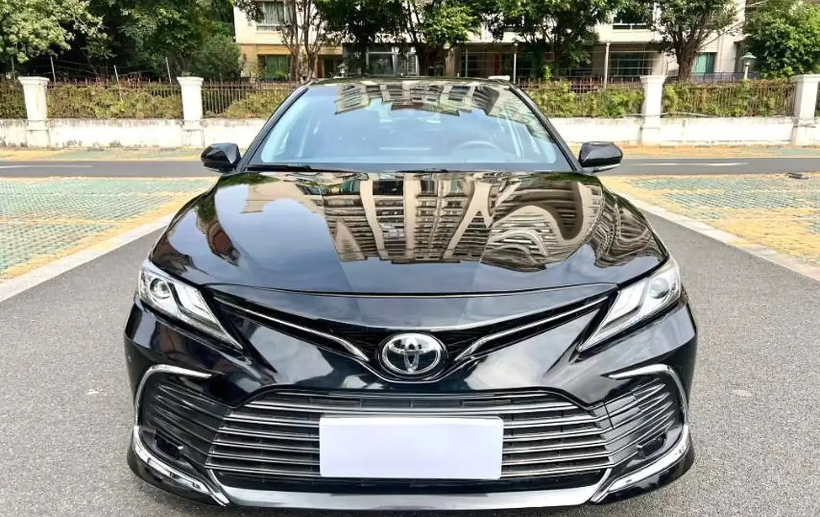 Toyota Camry, 2023