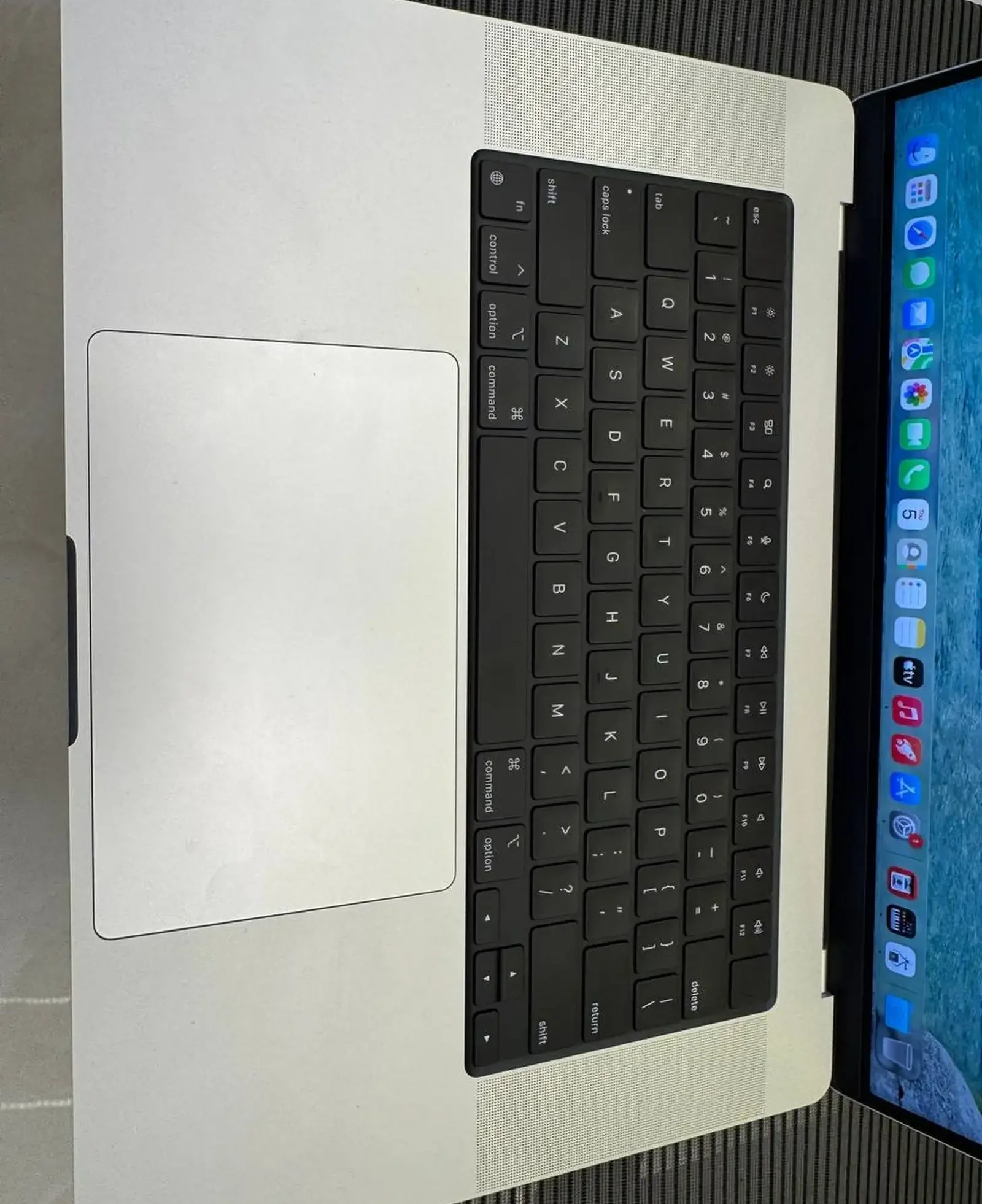Ноутбук MacBook Pro 16 2021 M1 Pro 32/1TB