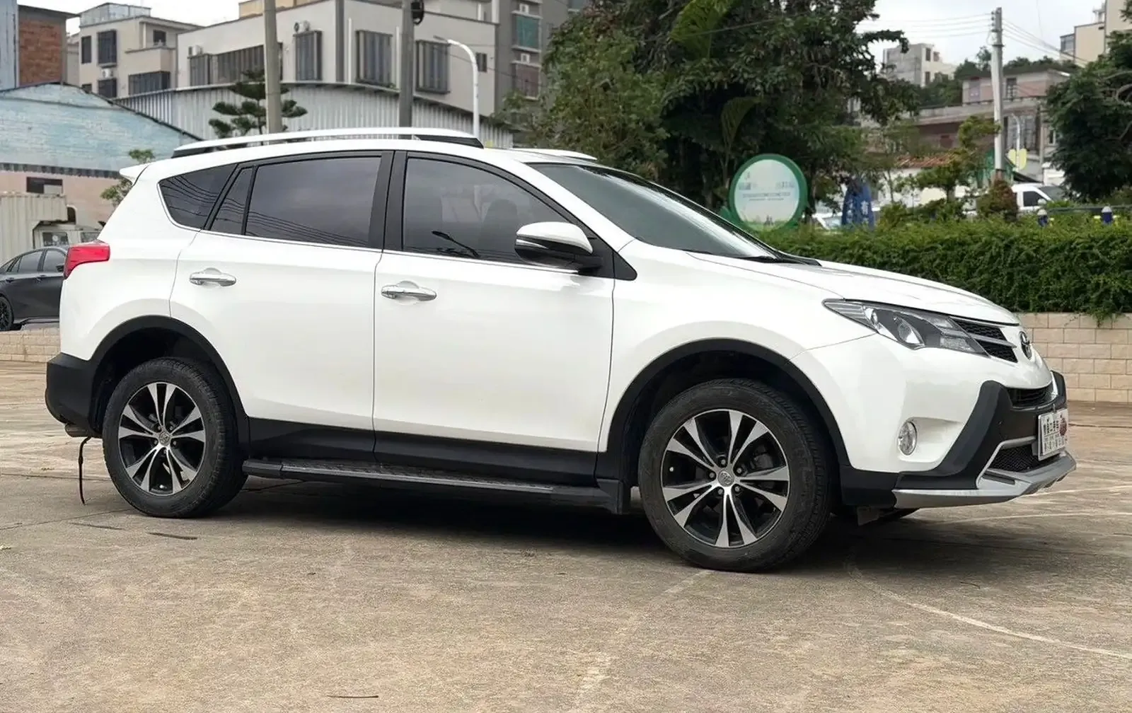 Toyota RAV 4, 2014
