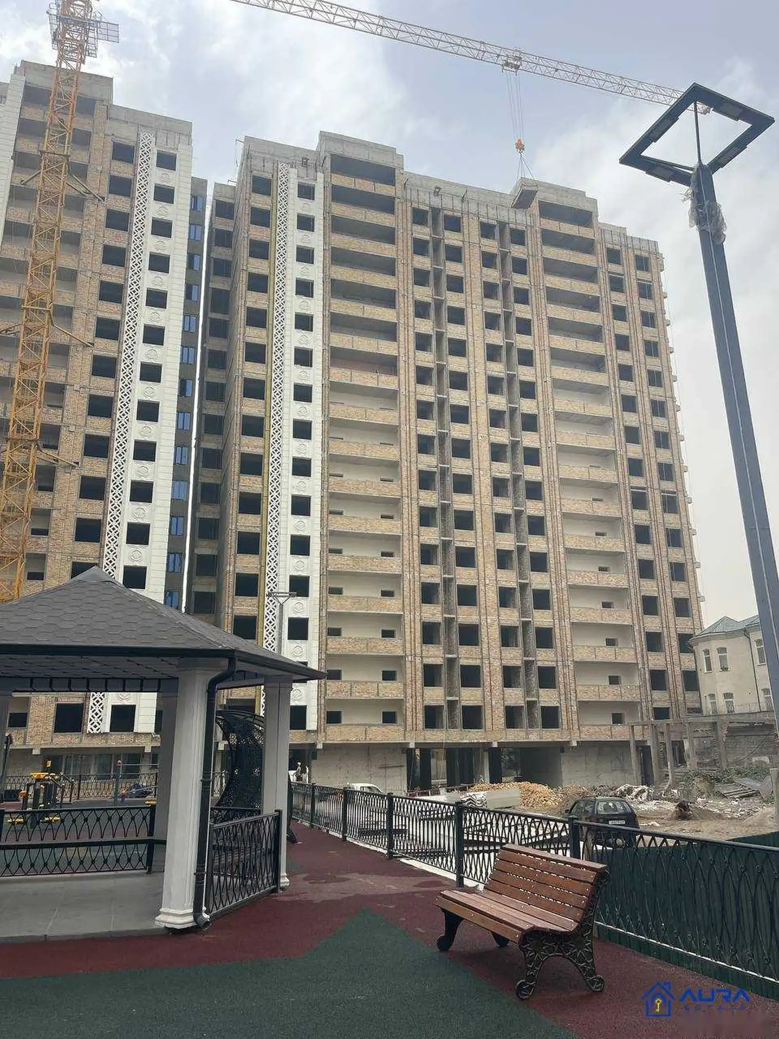 2-комн. квартира, 10 этаж, 76 м², И Сомони — фото 2