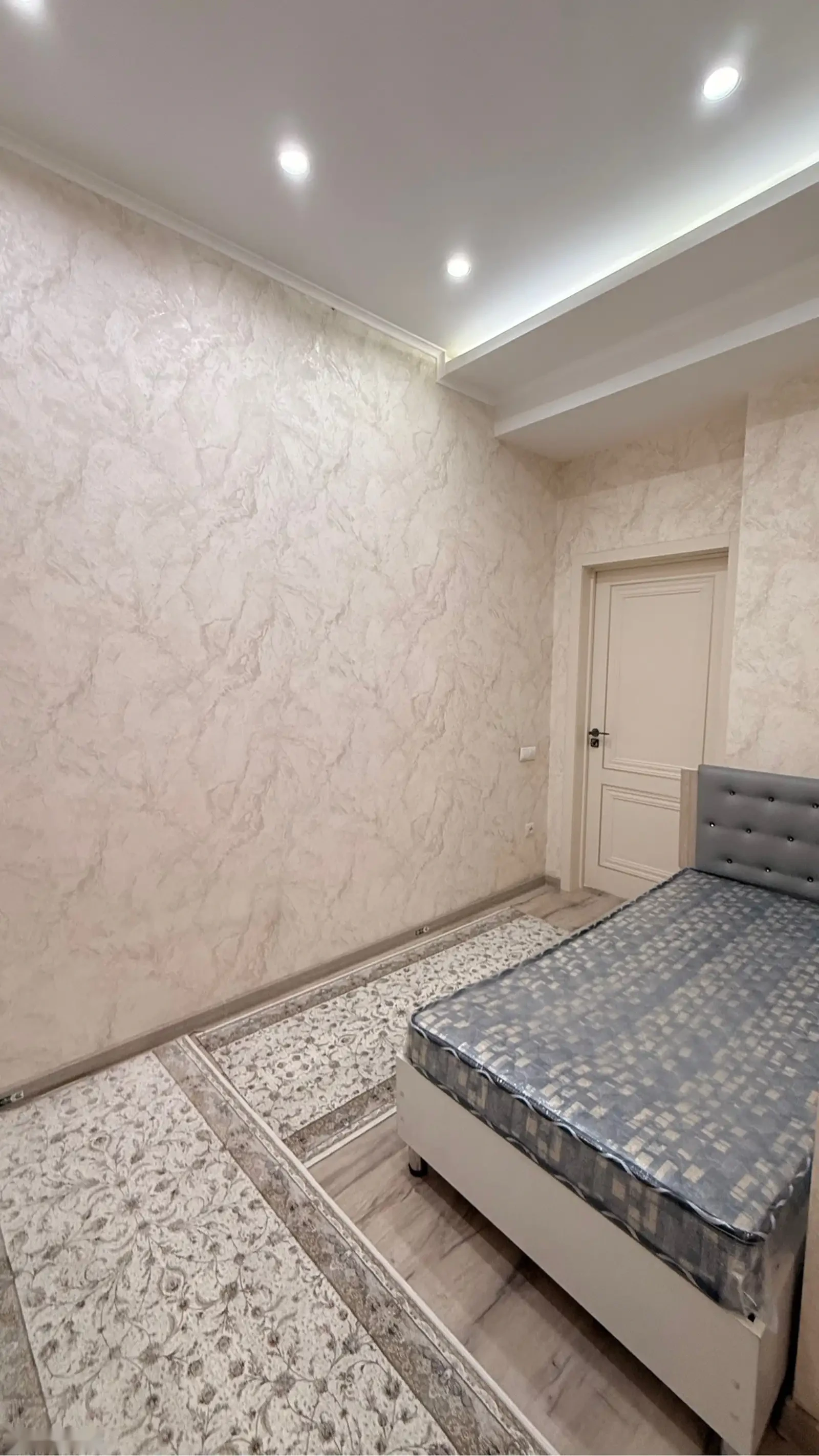 3-комн. квартира, 13 этаж, 92м², Фирдавси — фото 6