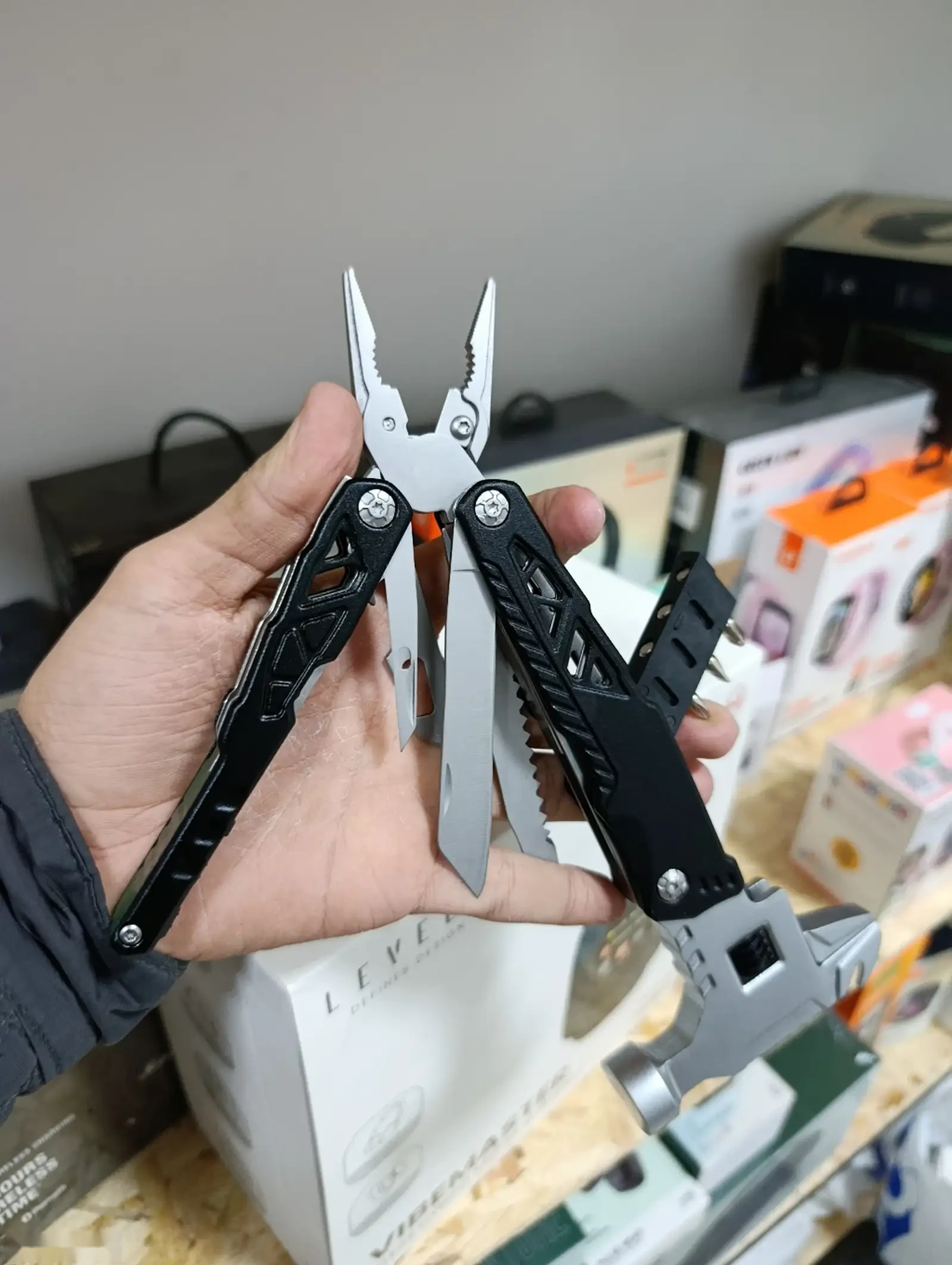 Мультитул Green Lion 18 в 1 Multi-Tool Hammer, черный — фото 2