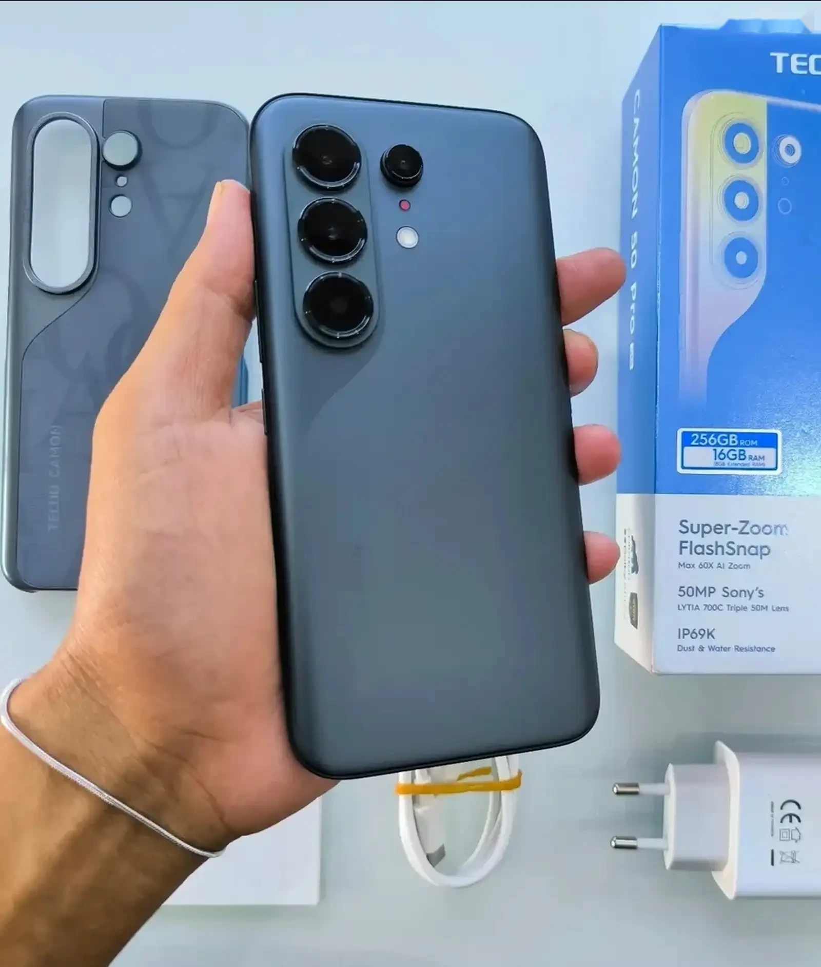 Tecno Camon 50pro 8+8/256Gb Titanium Global Version — фото 3