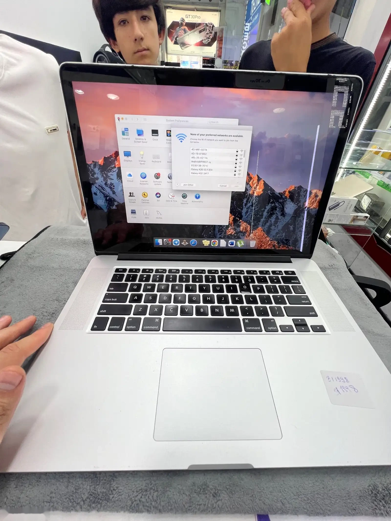 Ноутбук macbook pro 15 inch 2024 — фото 2