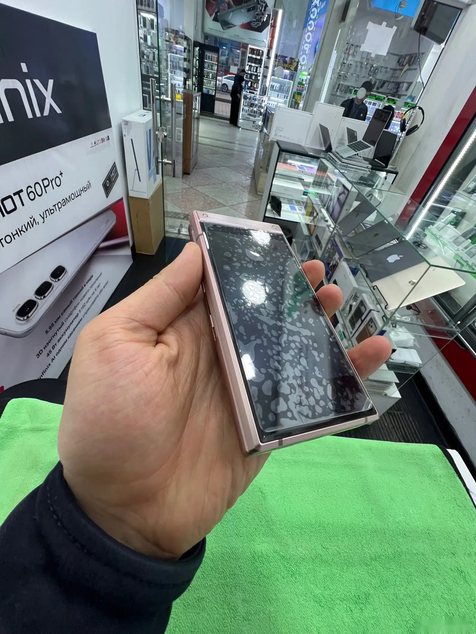 Samsung Galaxy w 2019 — фото 6