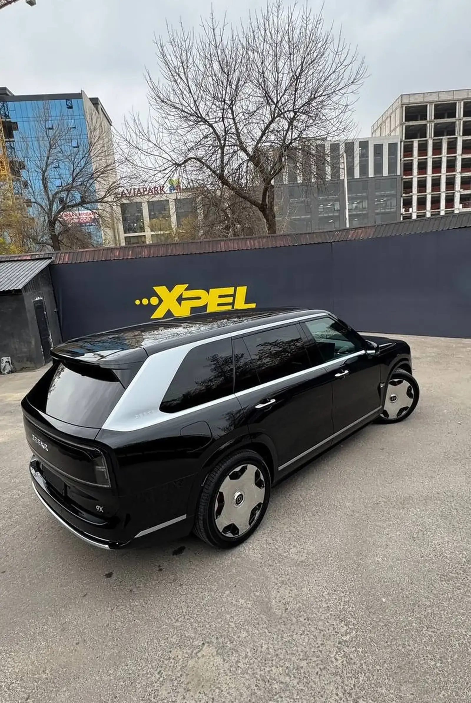 Zeekr 007, 2025