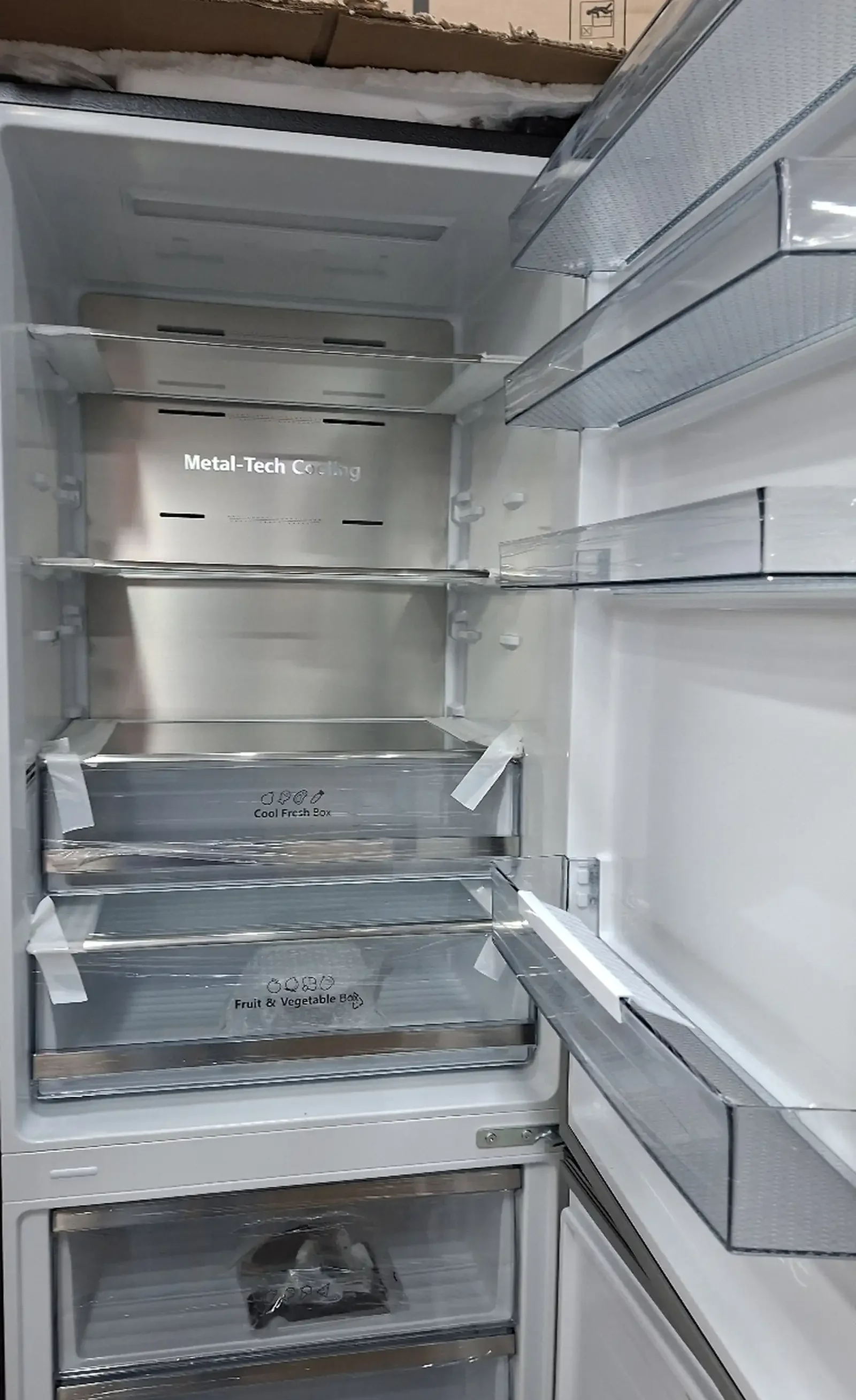 Холодильник Hisense 645