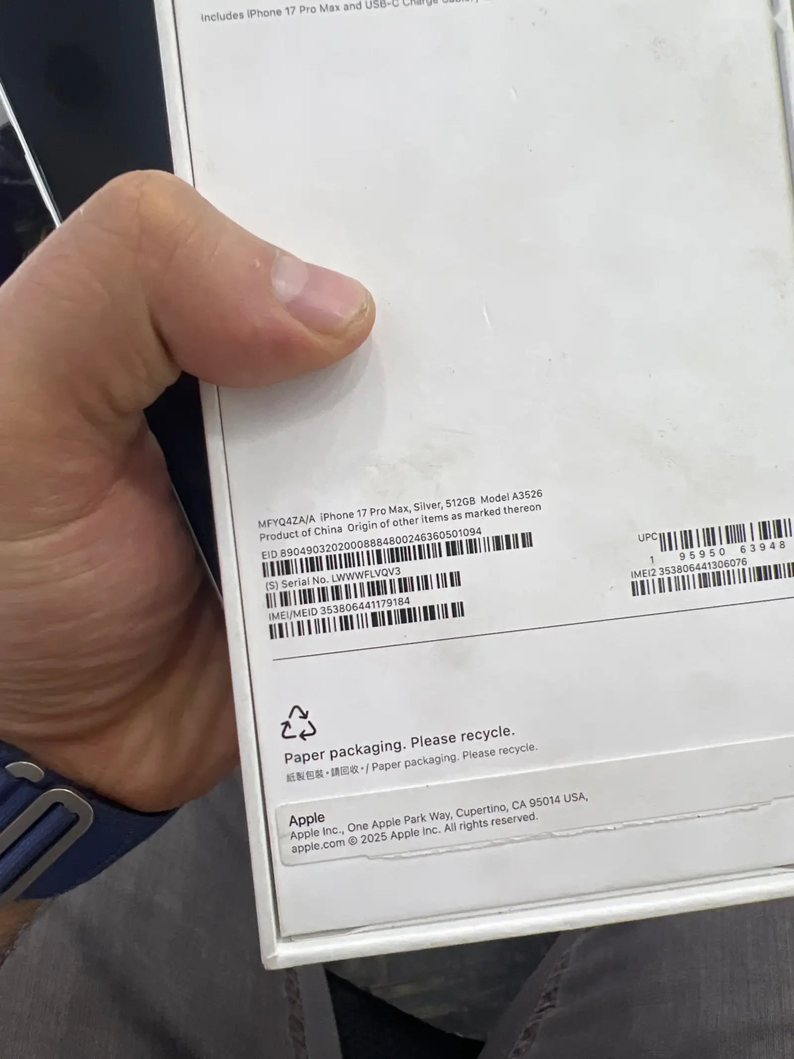 Apple iPhone 17 Pro Max, 512 gb, Silver — фото 3