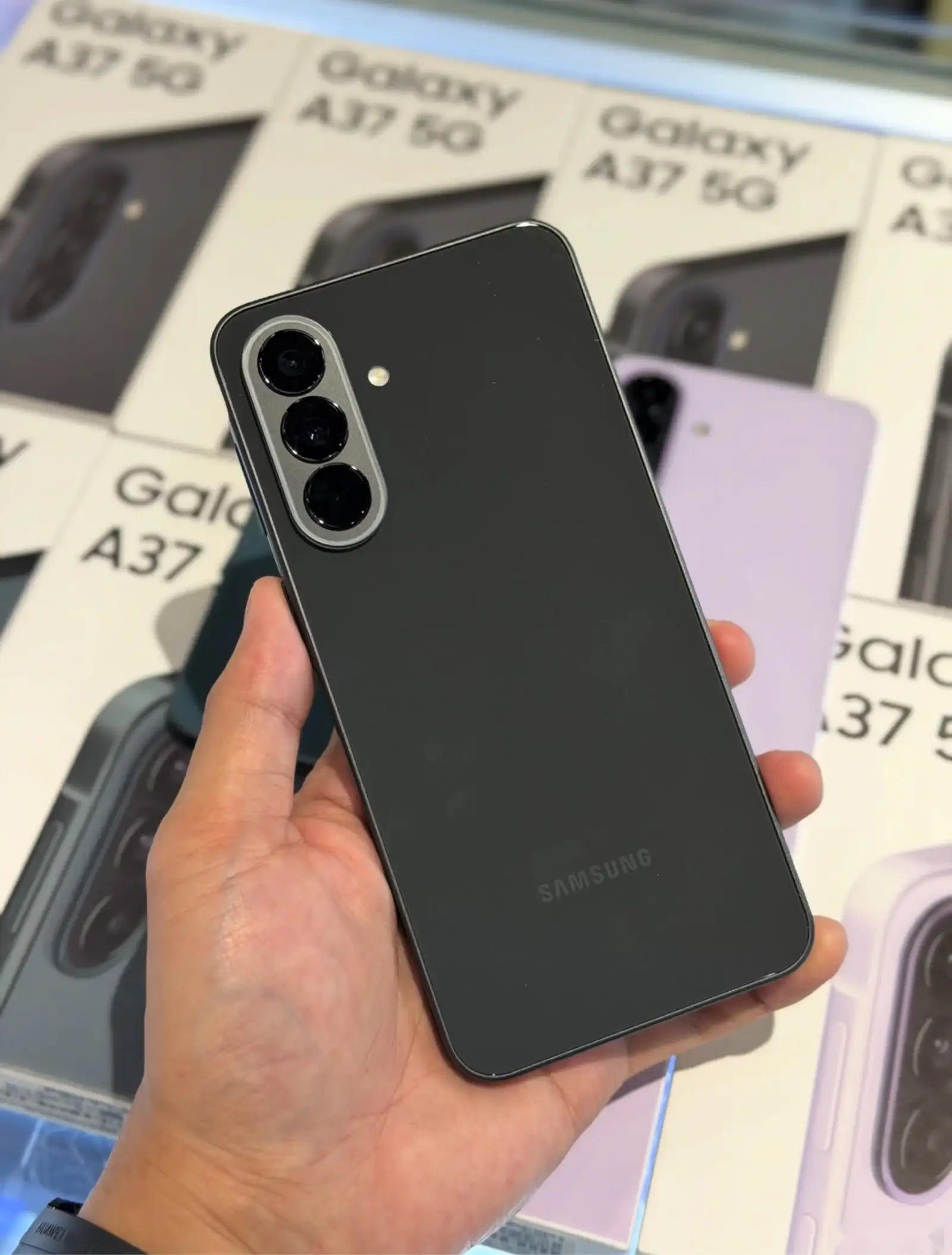 Samsung Galaxy A37 5G 8/256GB Vietname — фото 4