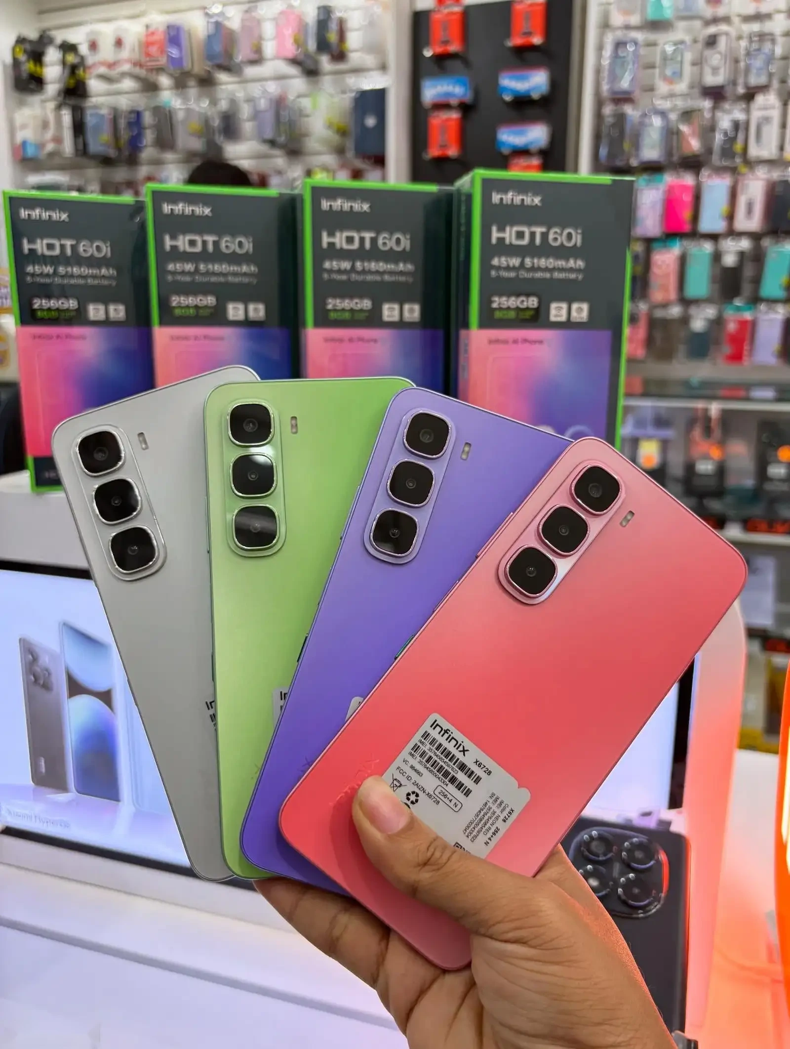 Infinix Hot 60i 8+8/16/256Gb Global Version — фото 2