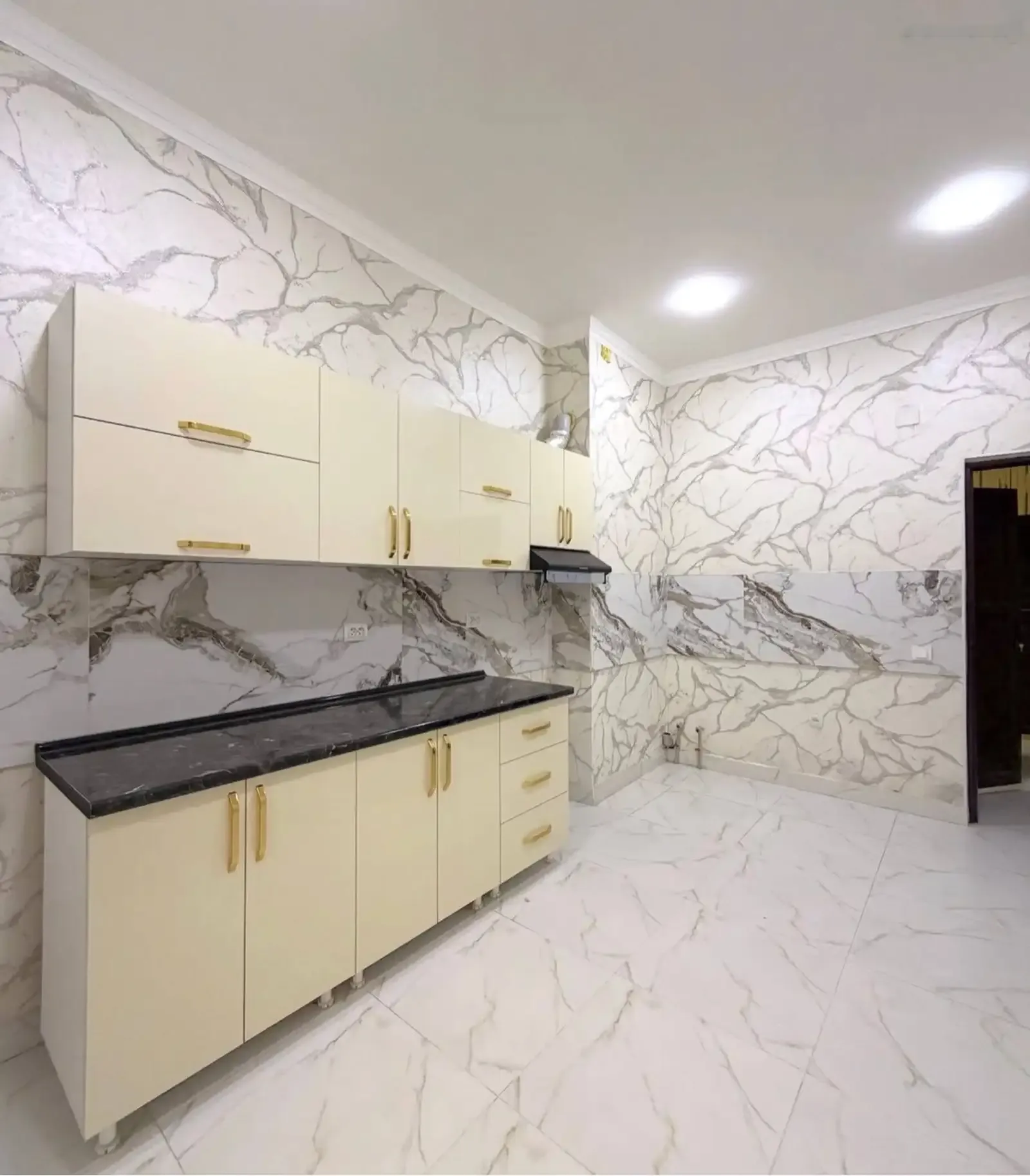 2-комн. квартира, 7 этаж, 70 м², Сино