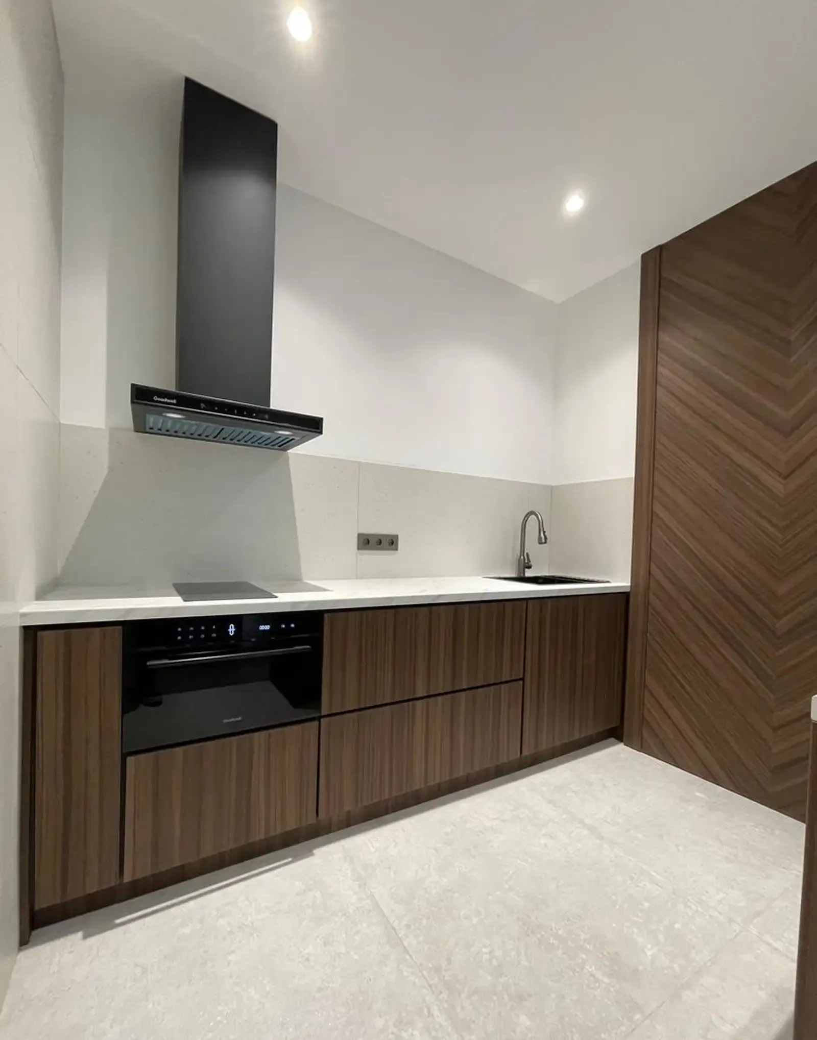 2-комн. квартира, 8 этаж, 74 м², Дом Печати, Ситора