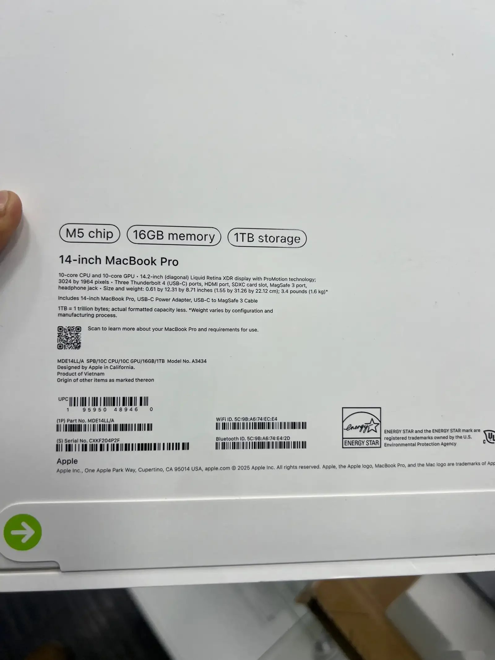 Ноутбук Apple M5 Pro 16/1tb — фото 2