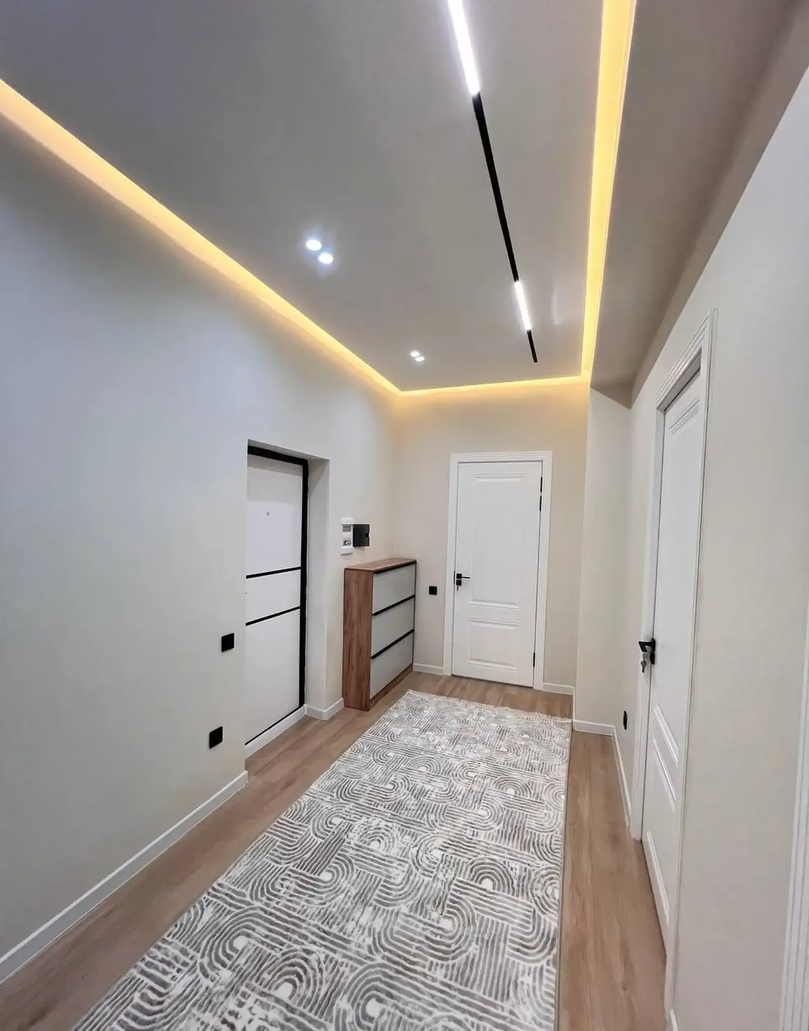 2-комн. квартира, 8 этаж, 63 м², Шоҳмансур, чорраҳаи Зелёный