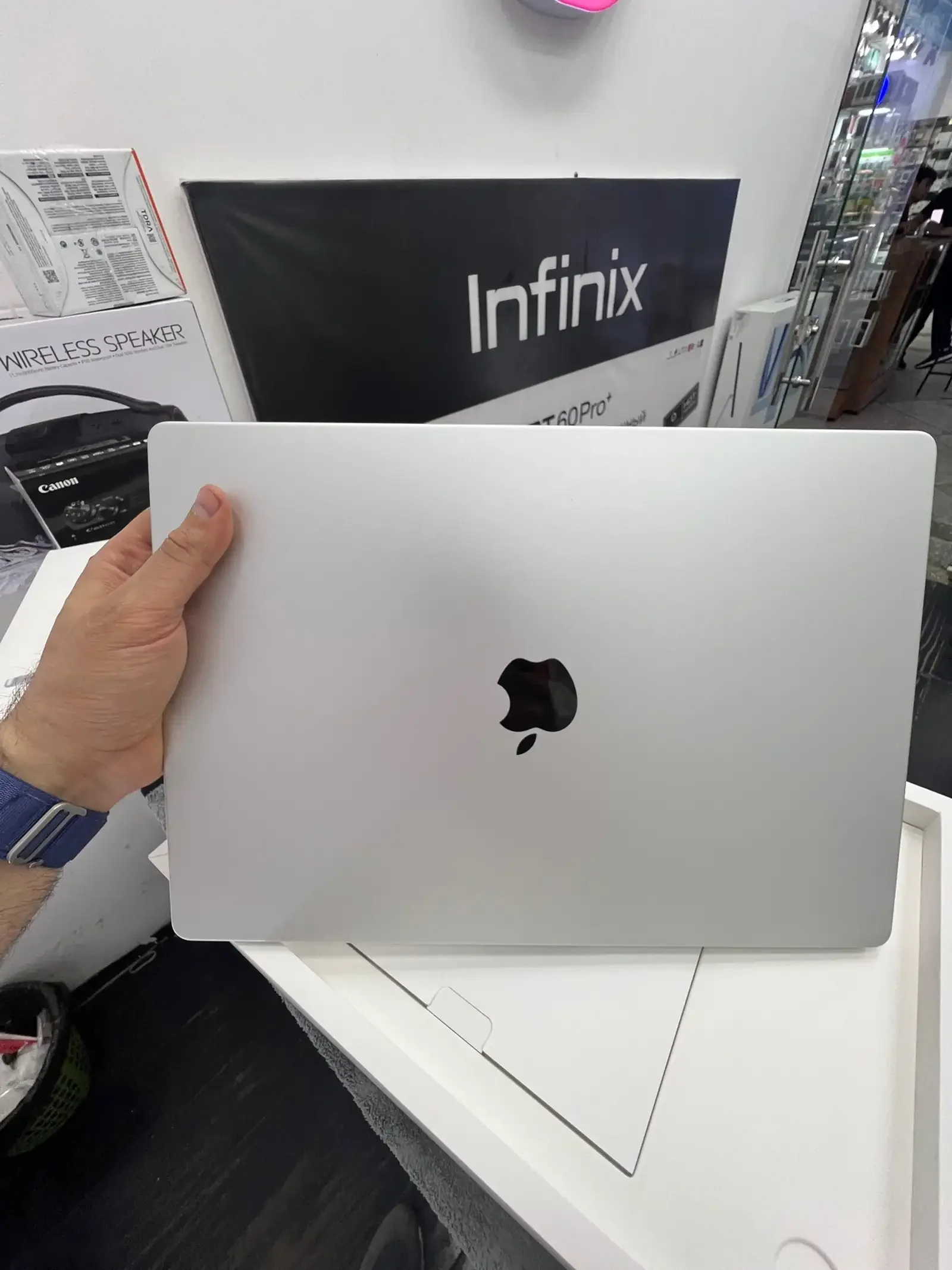Ноутбук Apple Macbook Pro Max 36/1TB — фото 6