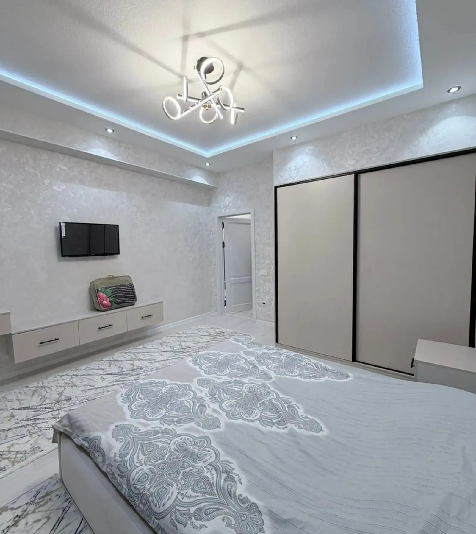 2-комн. квартира, 4 этаж, 76м², 18 Мкр