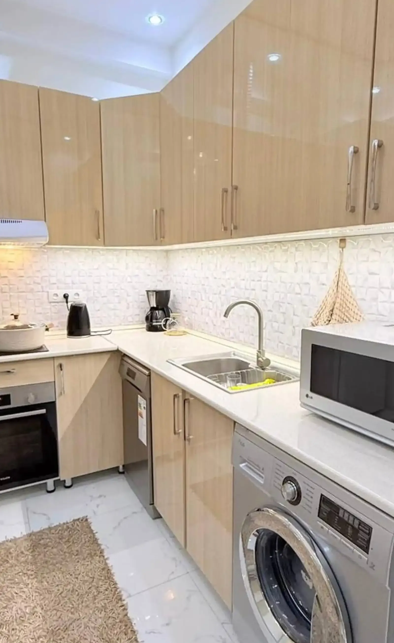 3-комн. квартира, 12 этаж, 100 м², Сино